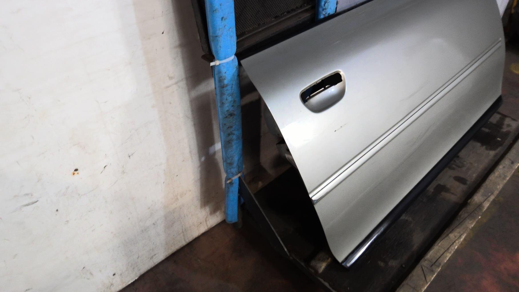 Puerta delantera derecha AUDI A3 1 PHASE 2 Diésel - 1