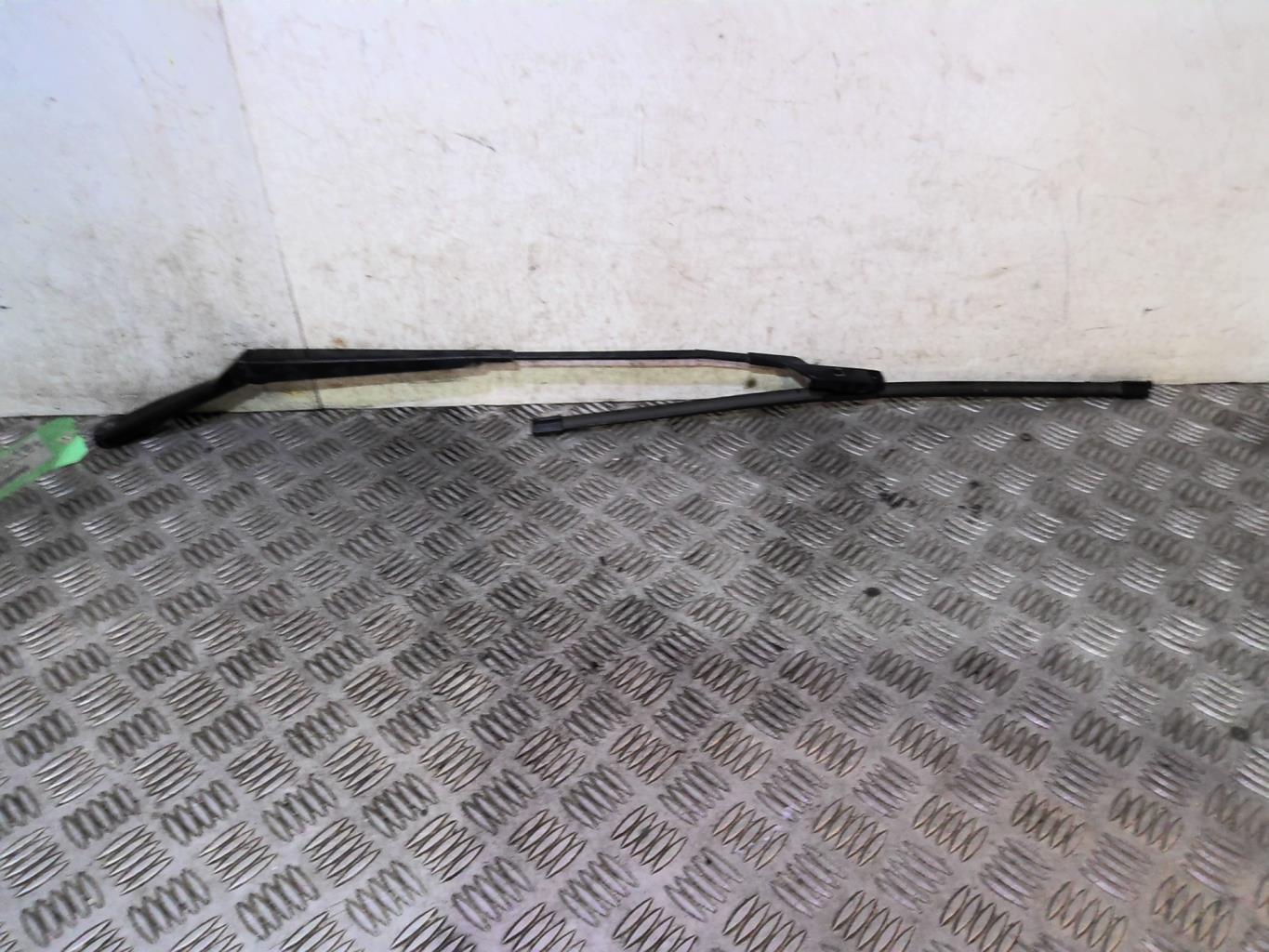 Braccio tergicristallo anteriore sinistro PEUGEOT 308 1 SW PHASE 2 BREAK Diésel - 1