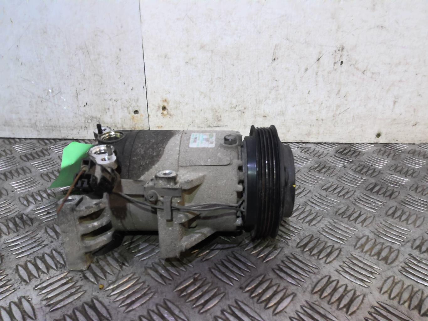 Compresseur clim KIA VENGA PHASE 1 Diesel - 1