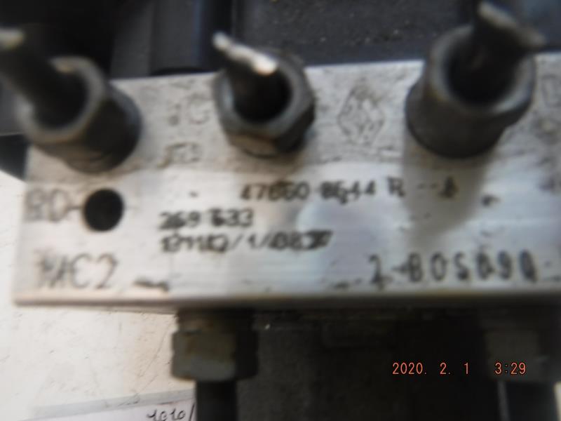 Bloc ABS (freins anti-blocage) RENAULT CLIO 4 PHASE 1 BREAK Diesel - 1