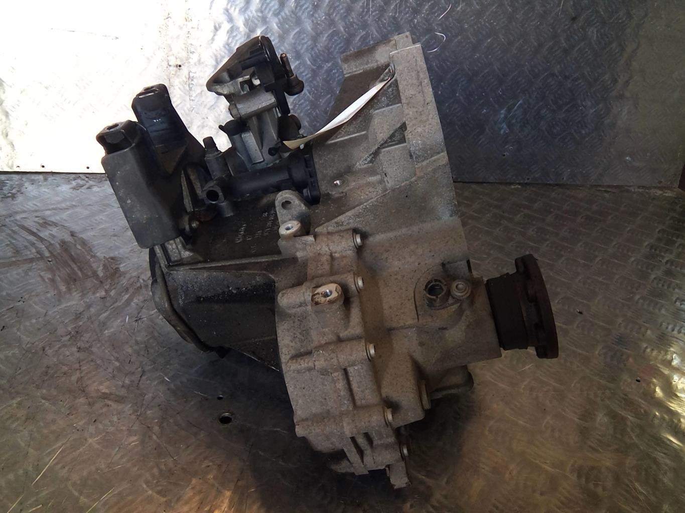 Boite de vitesses VOLKSWAGEN POLO 5 PHASE 1 Essence - 1