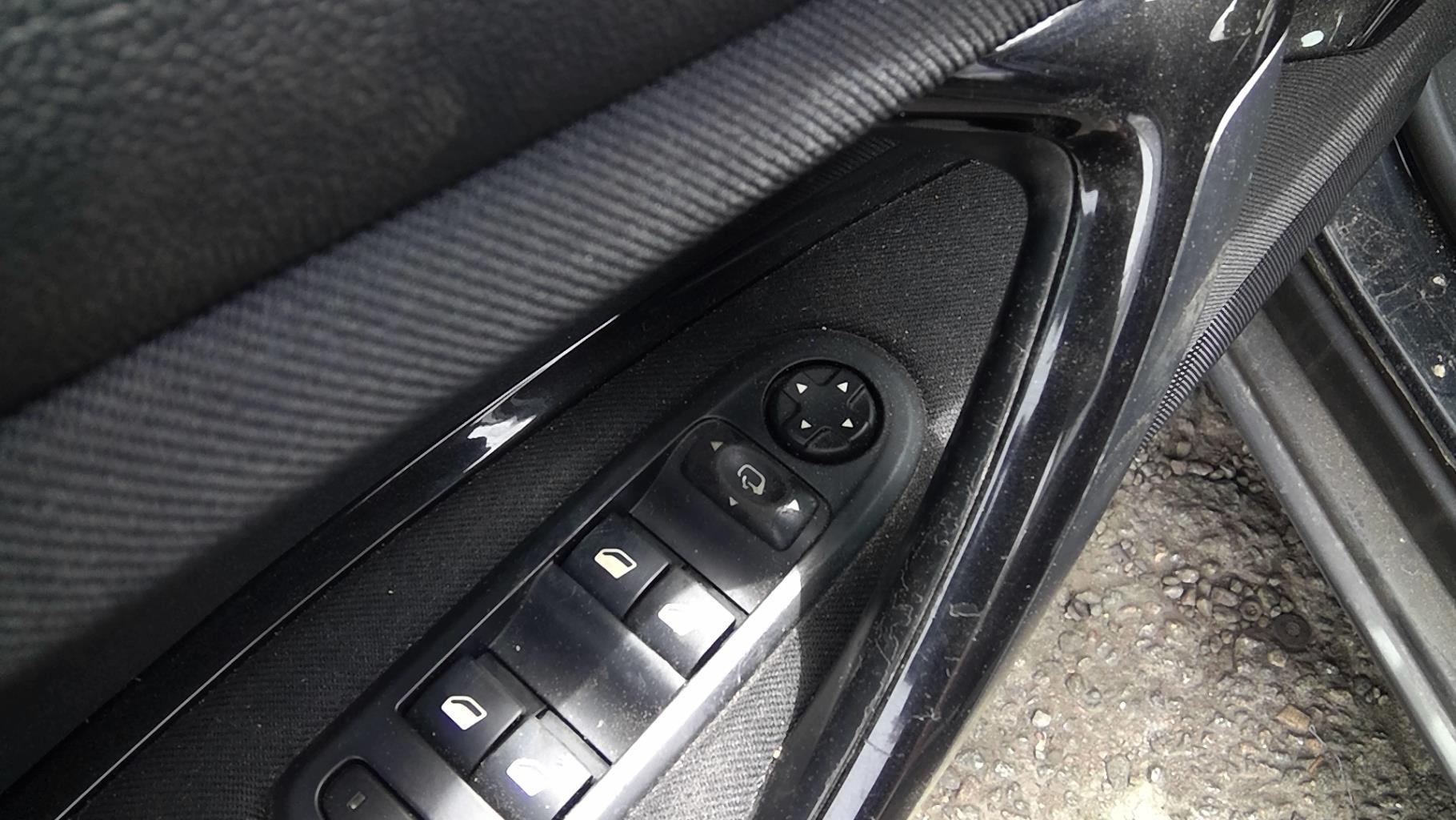 Retroviseur droit CITROEN C5 2 BREAK Diesel - 1