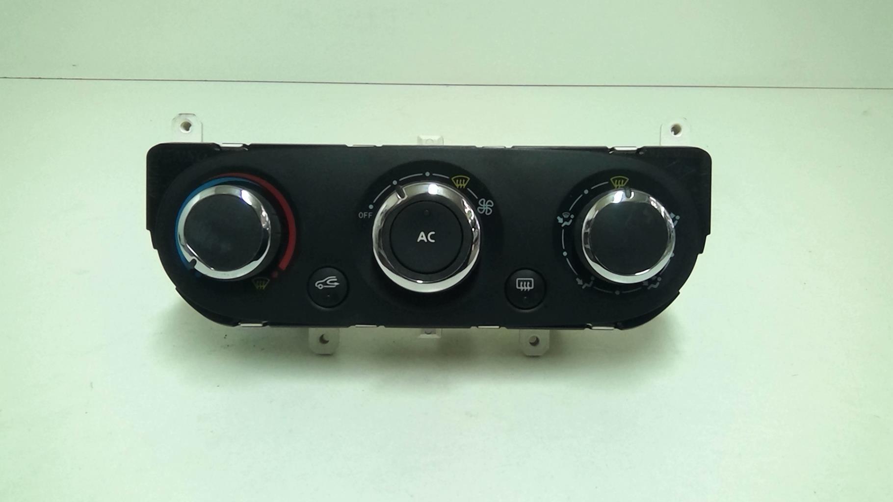 Commande chauffage RENAULT CLIO 4 PHASE 1 Essence - 1