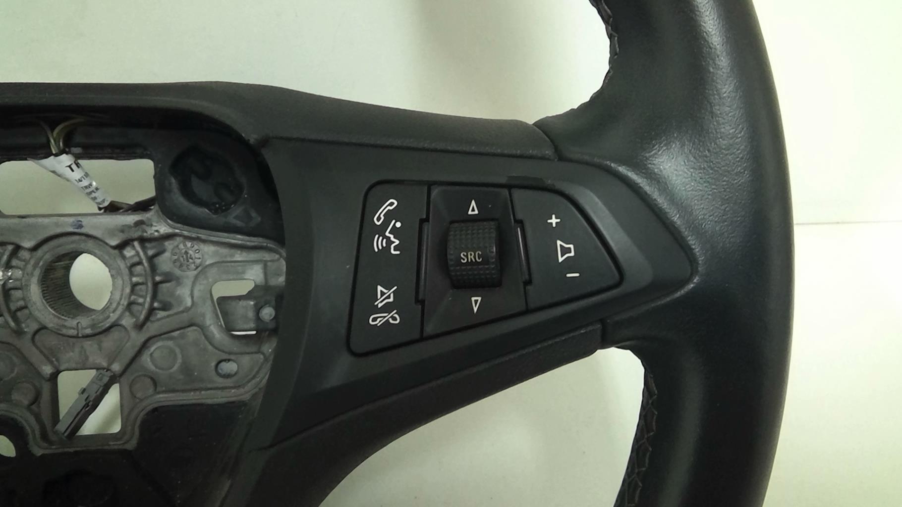 Volant OPEL CORSA E Diesel - 1