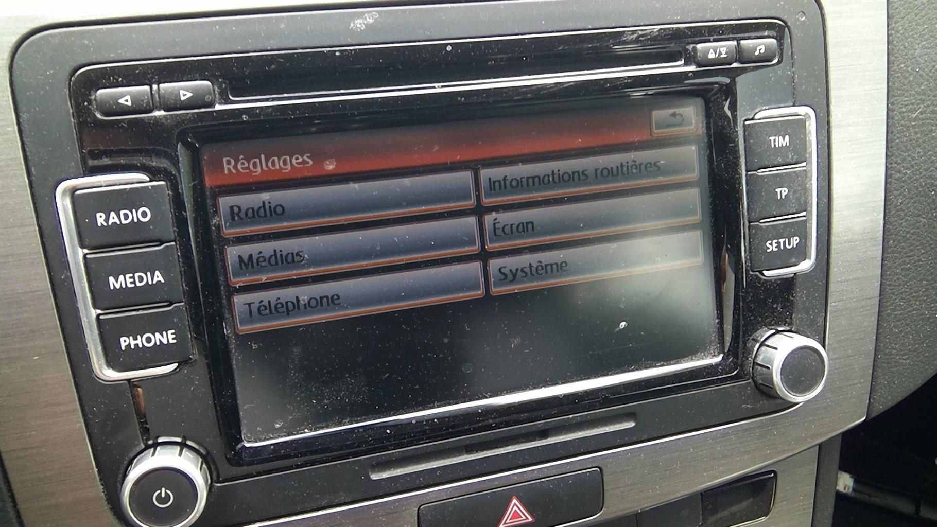 Ecran GPS VOLKSWAGEN PASSAT 6 Essence - 1