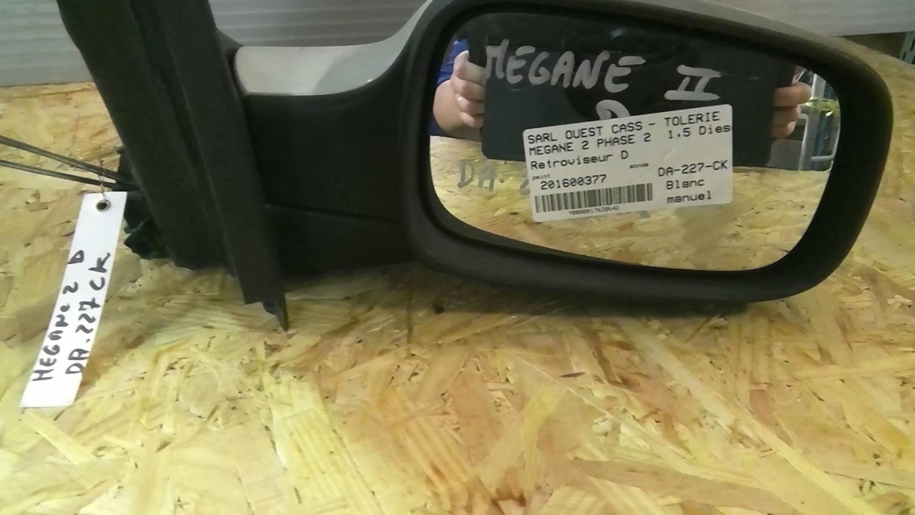 Retroviseur droit RENAULT MEGANE 2 PHASE 2 Diesel - 1