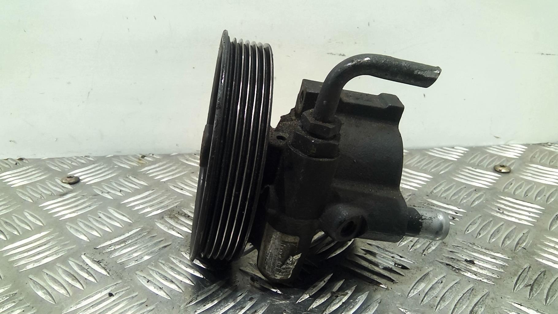Pompe de direction DACIA SANDERO 1 Diesel - 1