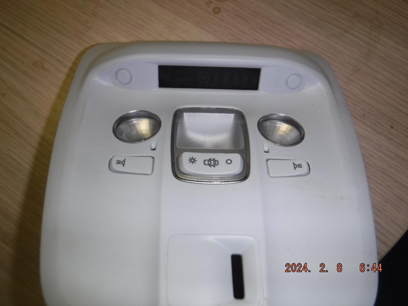 Eclairage de plafonnier PEUGEOT 308 2 PHASE 1 Diesel - 1