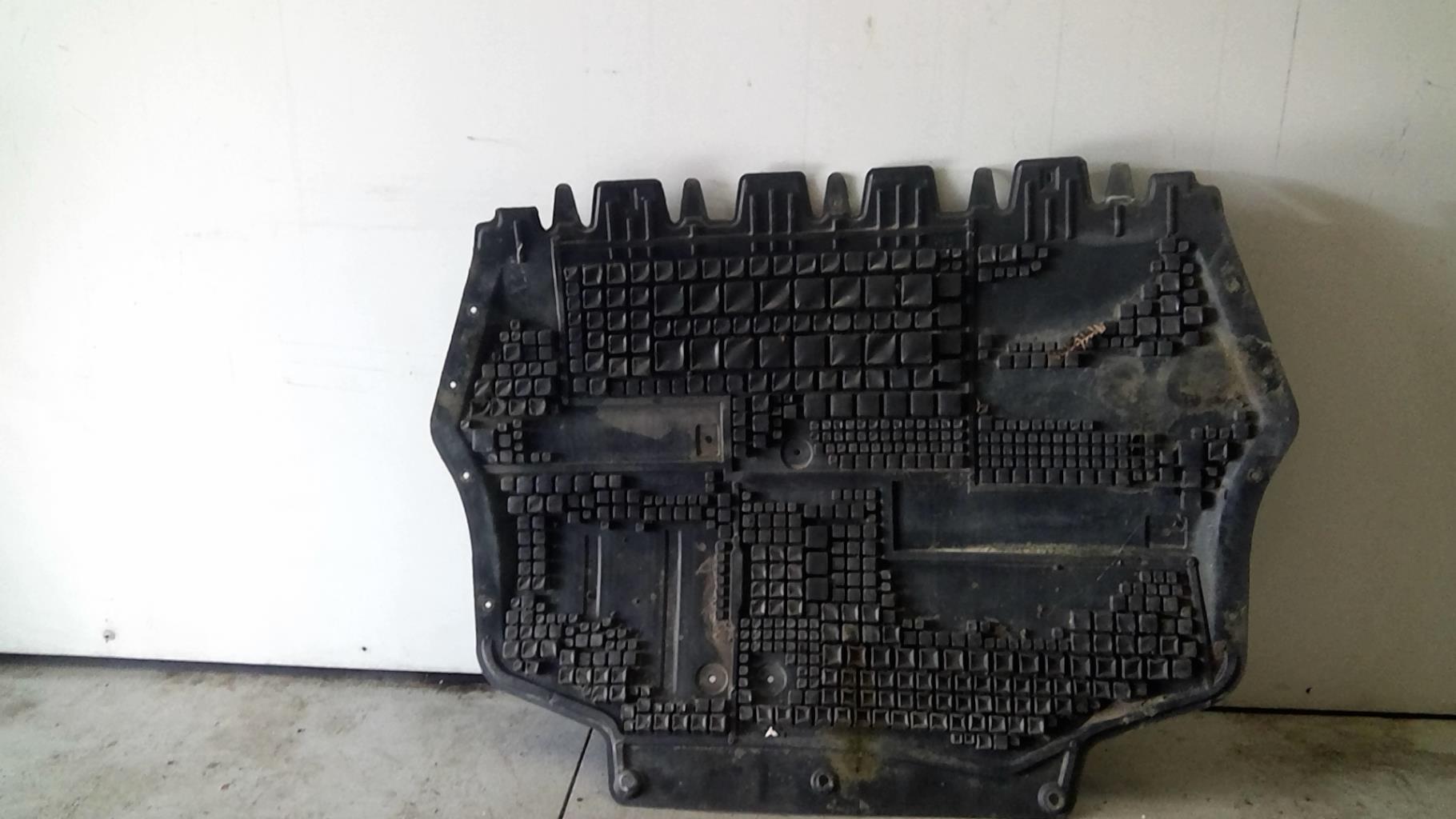 Cache sous moteur VOLKSWAGEN GOLF 6 BREAK Diesel - 1