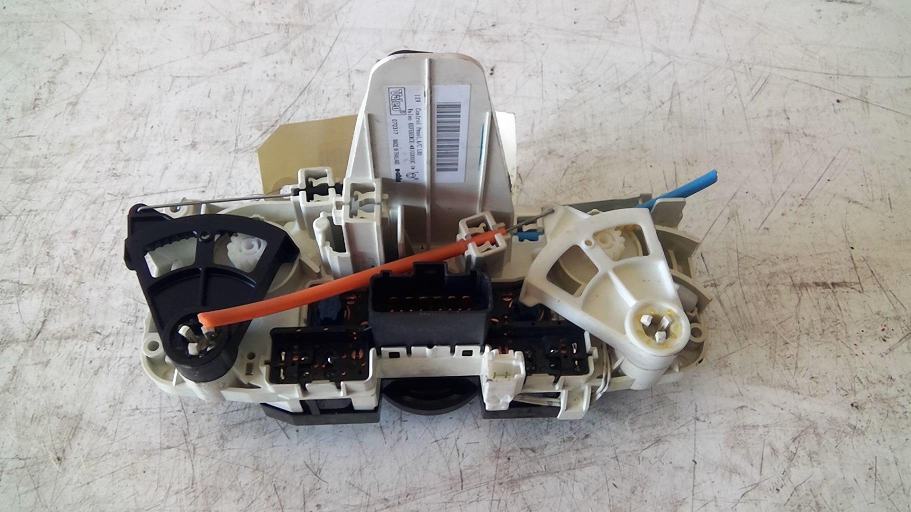 Commande chauffage NISSAN NOTE 1 PHASE 1 Diesel - 1