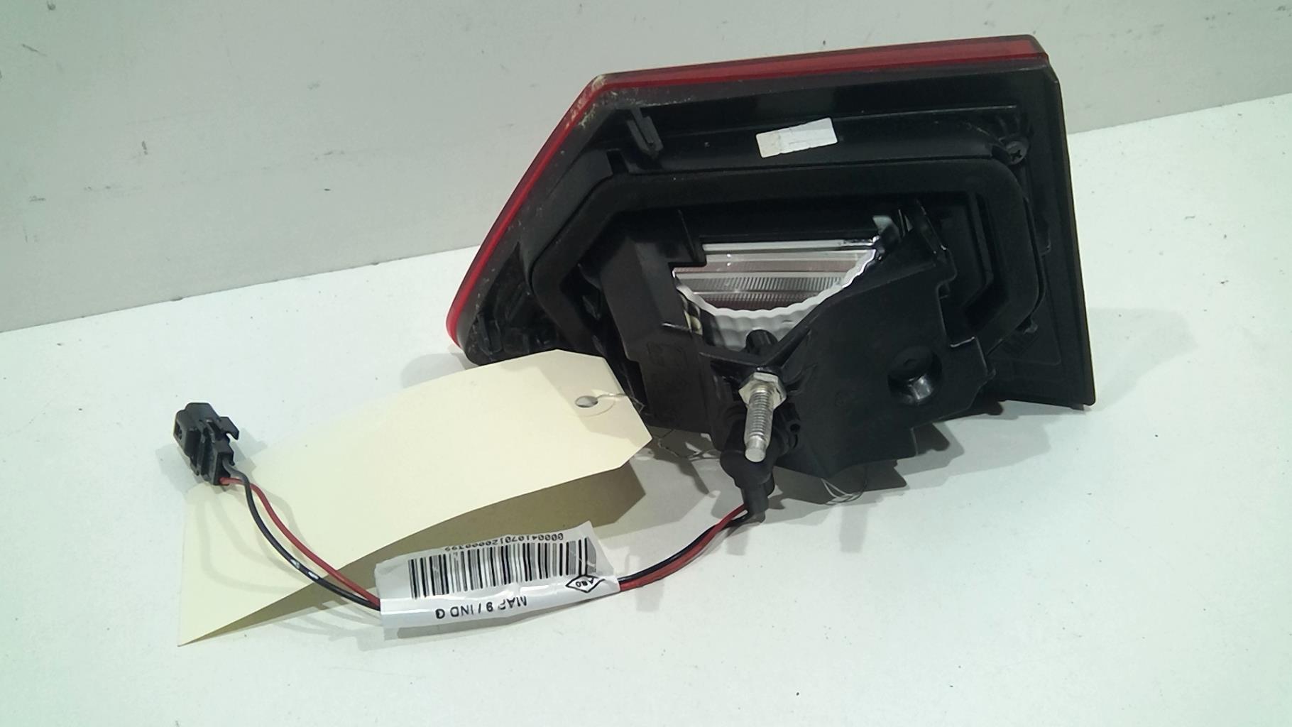 Feu arriere secondaire droit (feux) RENAULT CLIO 4 PHASE 2 Essence - 1