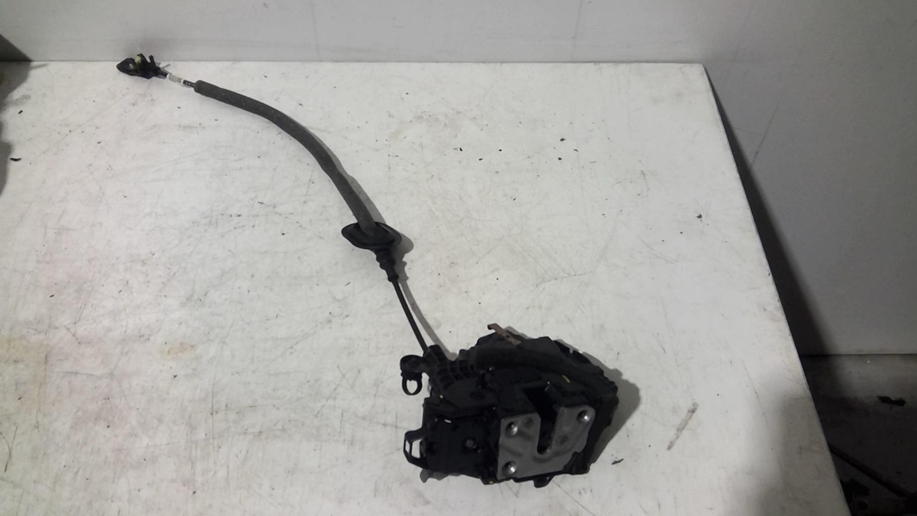 Serrure arriere droit RENAULT CLIO 5 PHASE 1 Essence - 1