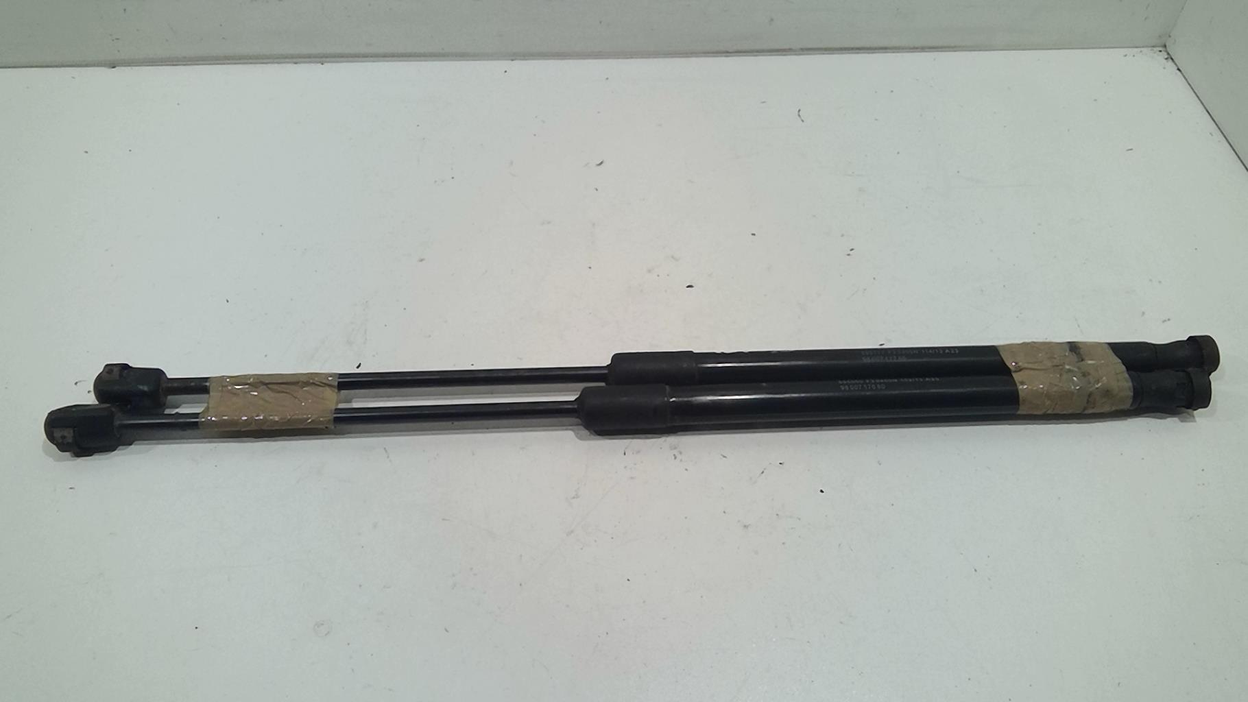 Verin de coffre CITROEN C4 2 PHASE 1 Diesel - 1