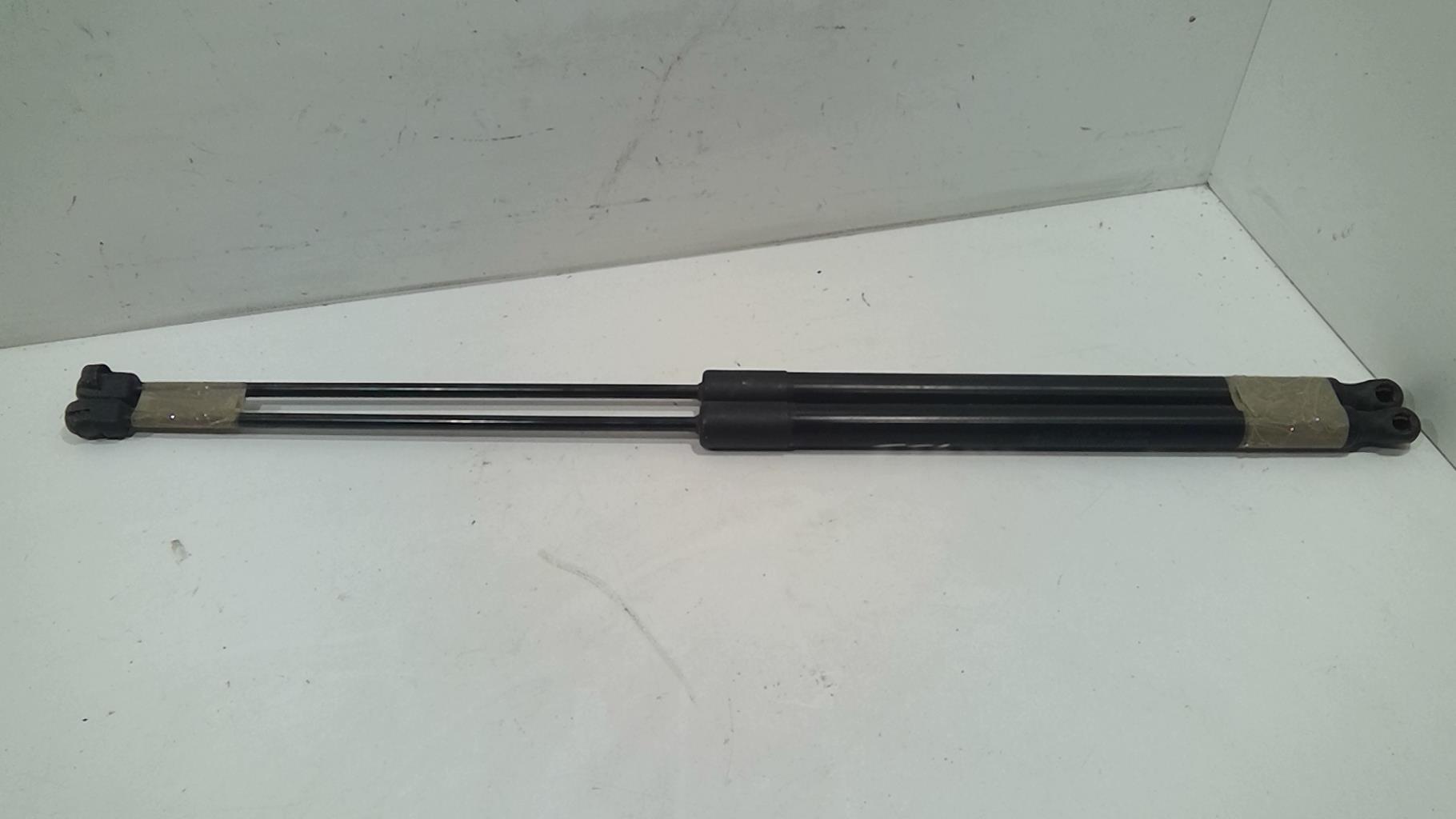 Verin de coffre FORD KUGA 1 Diesel - 1