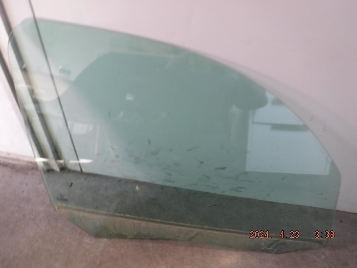 Vitre avant droit CITROEN C3 PICASSO PHASE 1 Diesel - 1