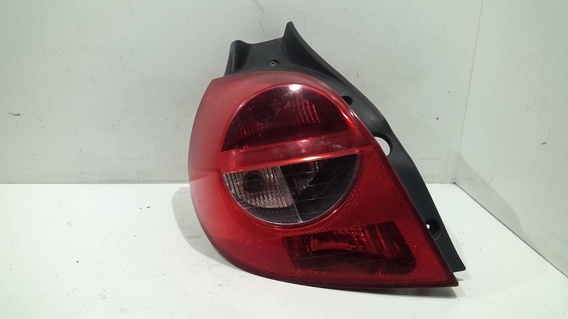 Feu arriere principal gauche (feux) RENAULT CLIO 3 PHASE 1 Diesel - 1