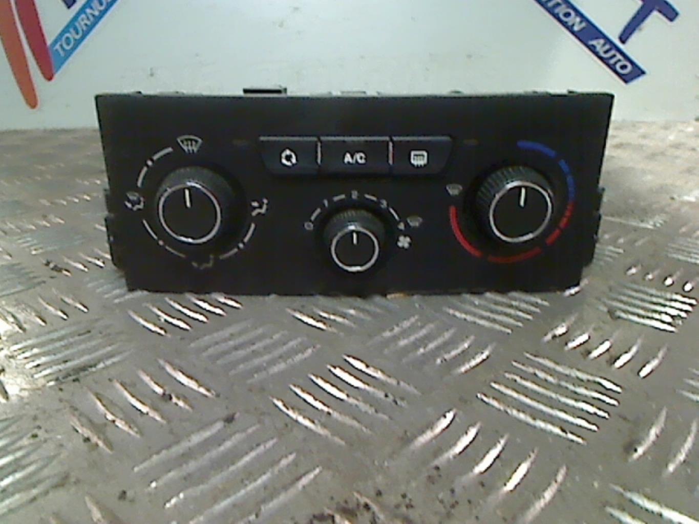 Commande chauffage PEUGEOT 207 PHASE 1 Diesel - 1