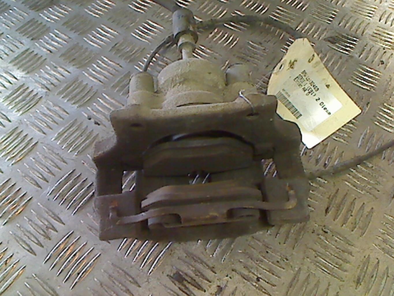 Pinza freni posteriore destra BMW SERIE 1 E87 PHASE 2 Diésel - 1