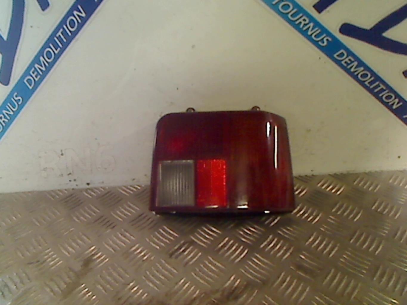 Fanale posteriore principale destro (luci) PEUGEOT 205 PHASE 2 Gasolina - 1