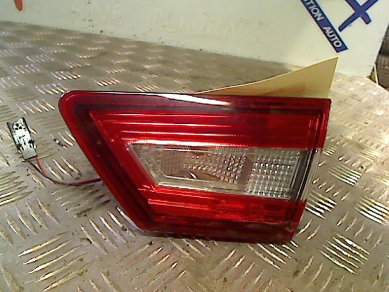 Feu arriere secondaire droit (feux) RENAULT CLIO 4 PHASE 1 Diesel - 1