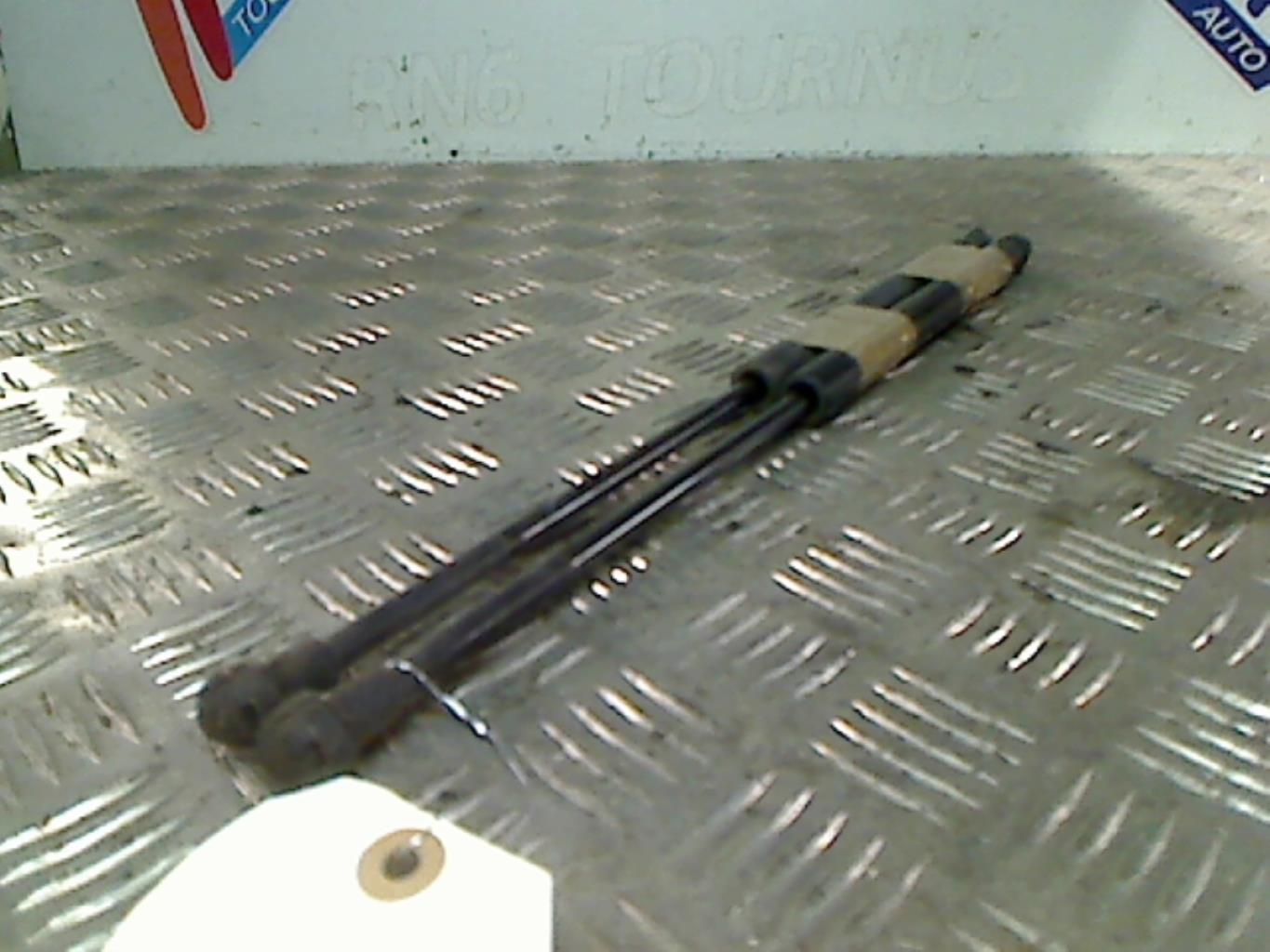 Verin de coffre FORD KA 2 PHASE 2 Essence - 1