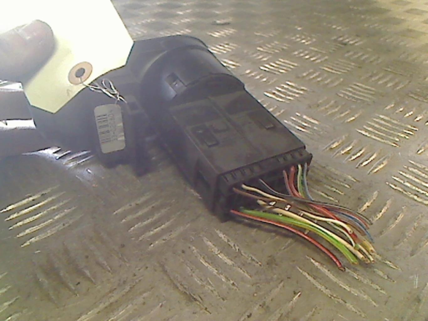 Commande de phare SEAT IBIZA 3 PHASE 1 Diesel - 1