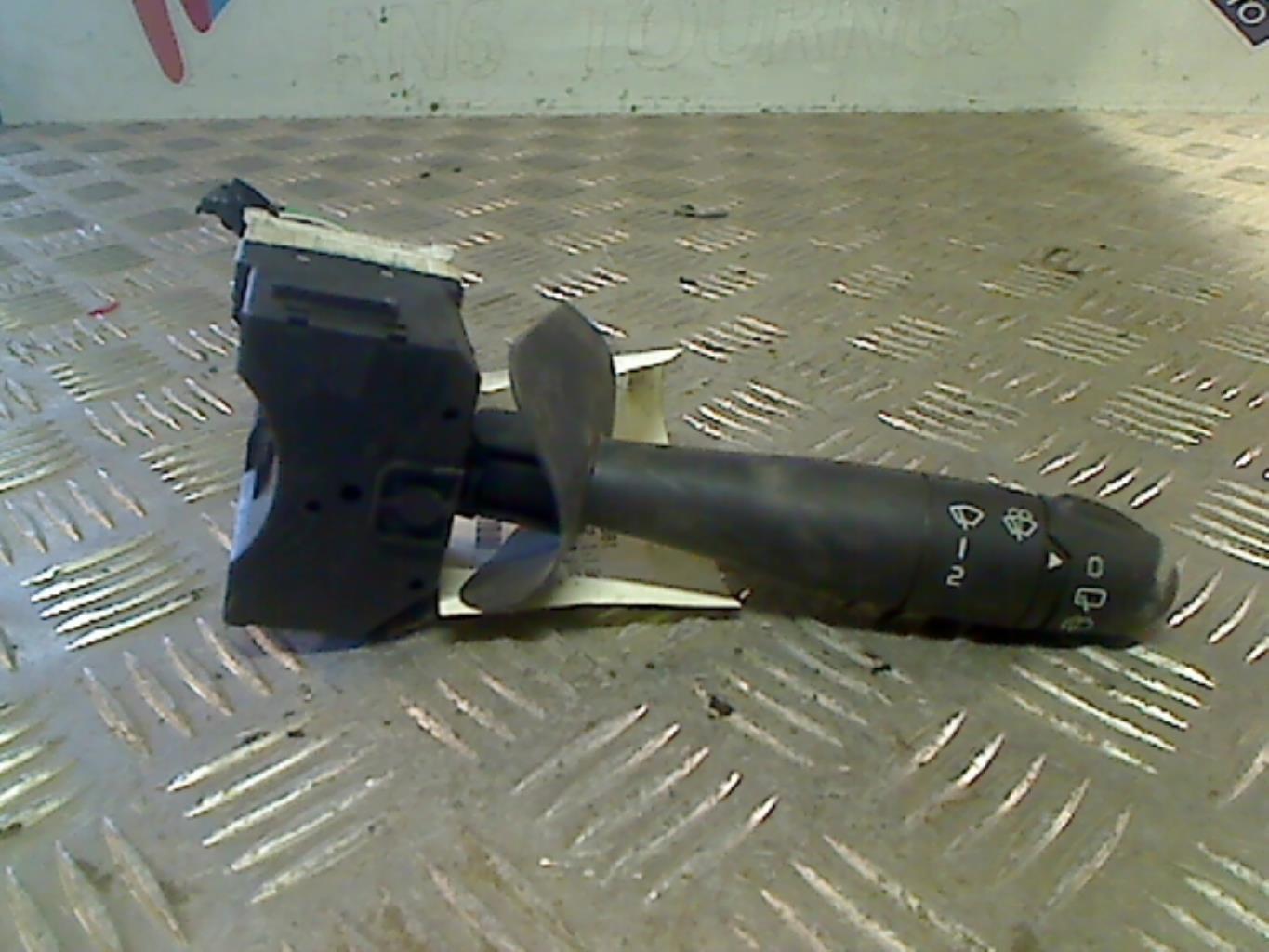 Devio tergicristalli RENAULT CLIO 2 PHASE 2 Gasolina - 1