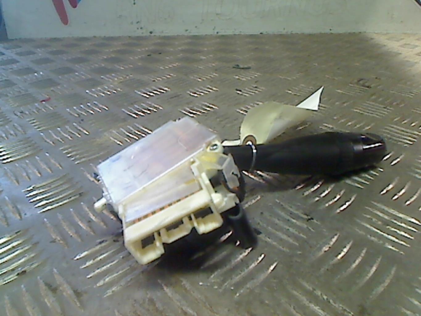 Commodo phare SUZUKI SWIFT 3 Diesel - 1
