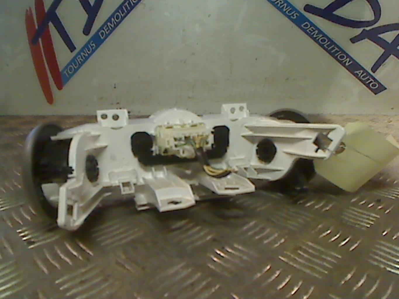 Commande chauffage PEUGEOT 107 PHASE 2 Essence - 1