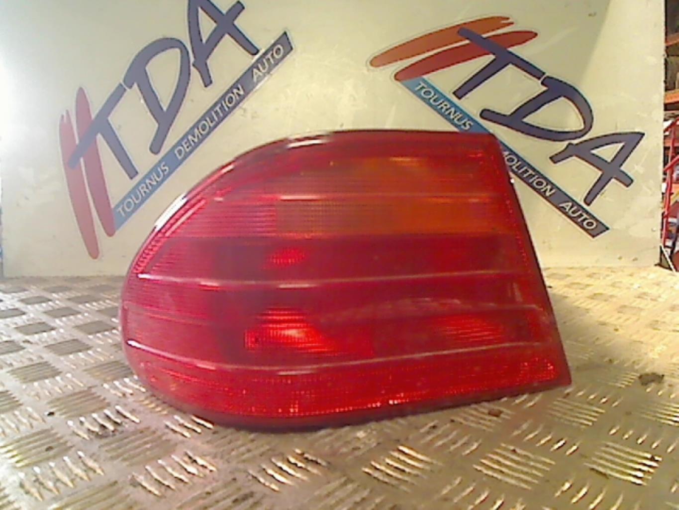 Fanale posteriore principale sinistro (luci) MERCEDES CLASSE E 210 PHASE 1 Diésel - 1