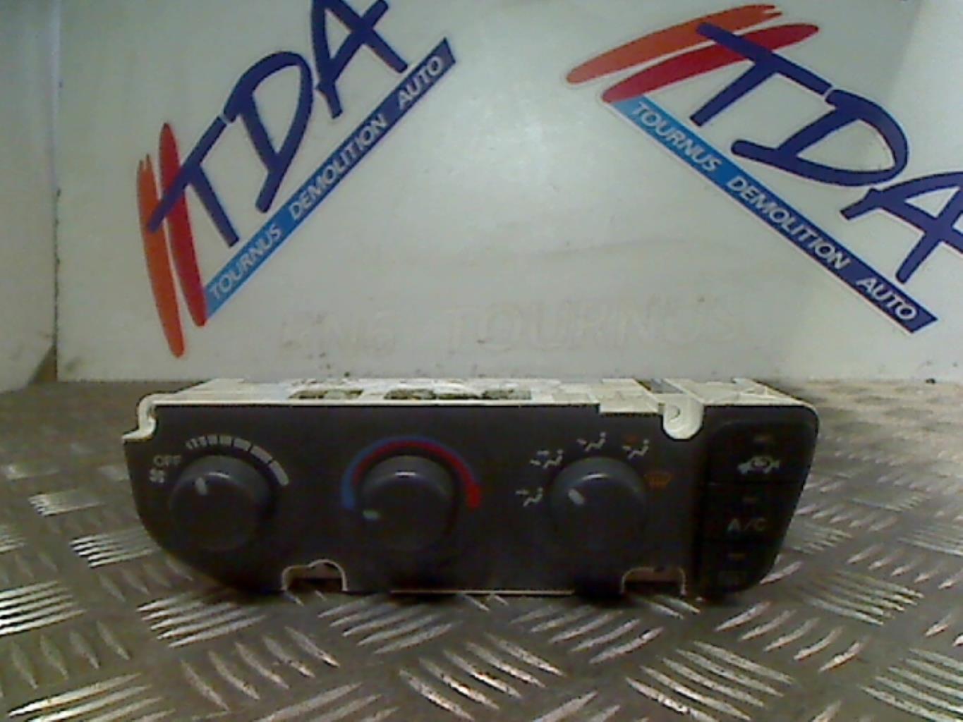 Commande chauffage HONDA CR-V 1 Essence - 1