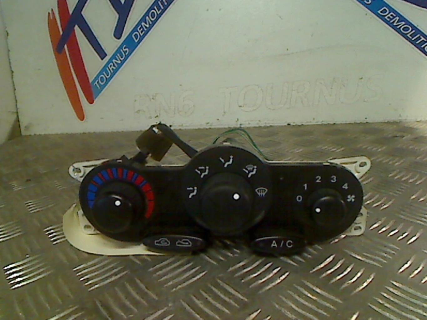 Commande chauffage HYUNDAI COUPE 1 Essence - 1