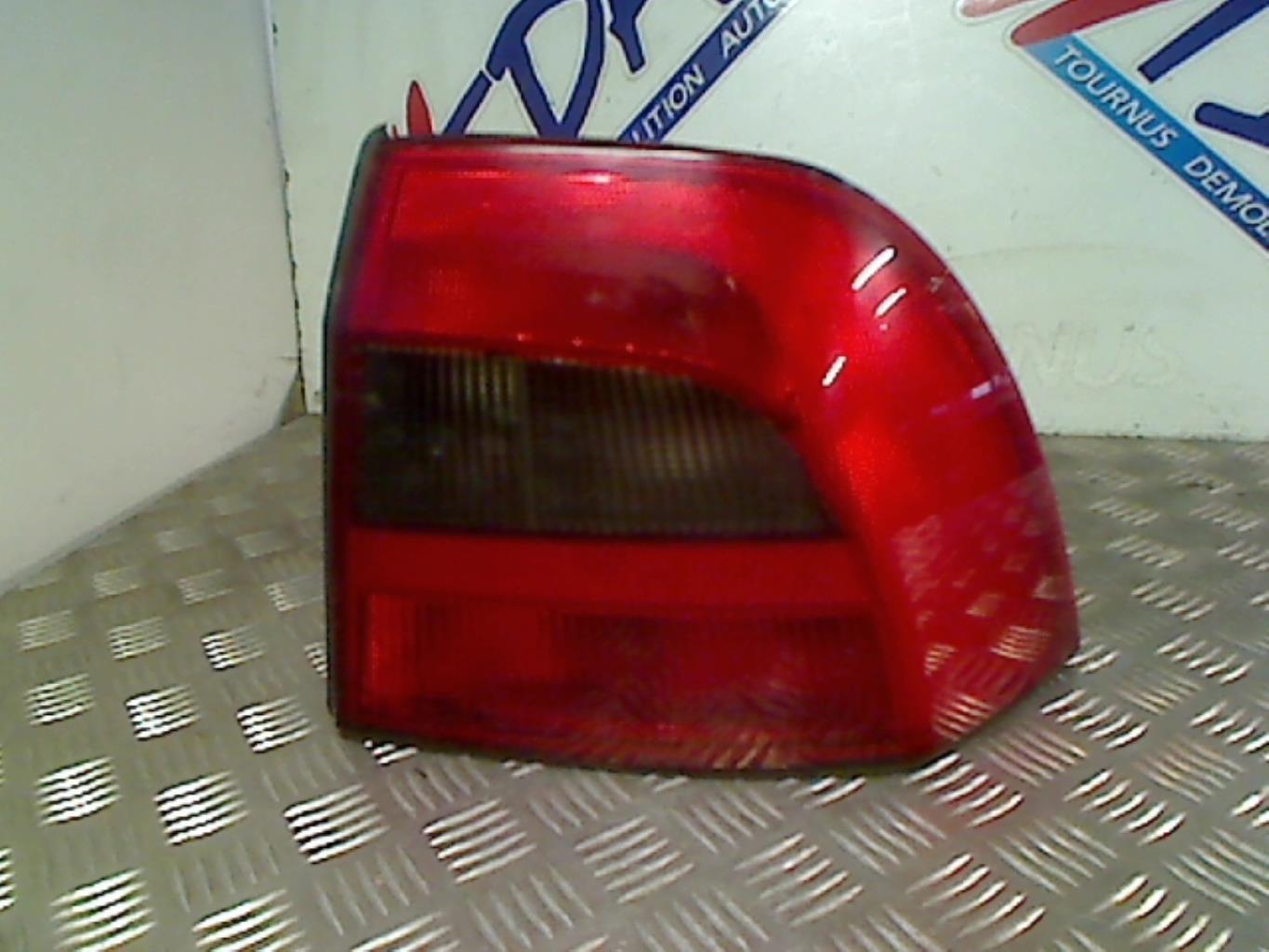 Fanale posteriore principale destro (luci) OPEL VECTRA B PHASE 2 Diésel - 1