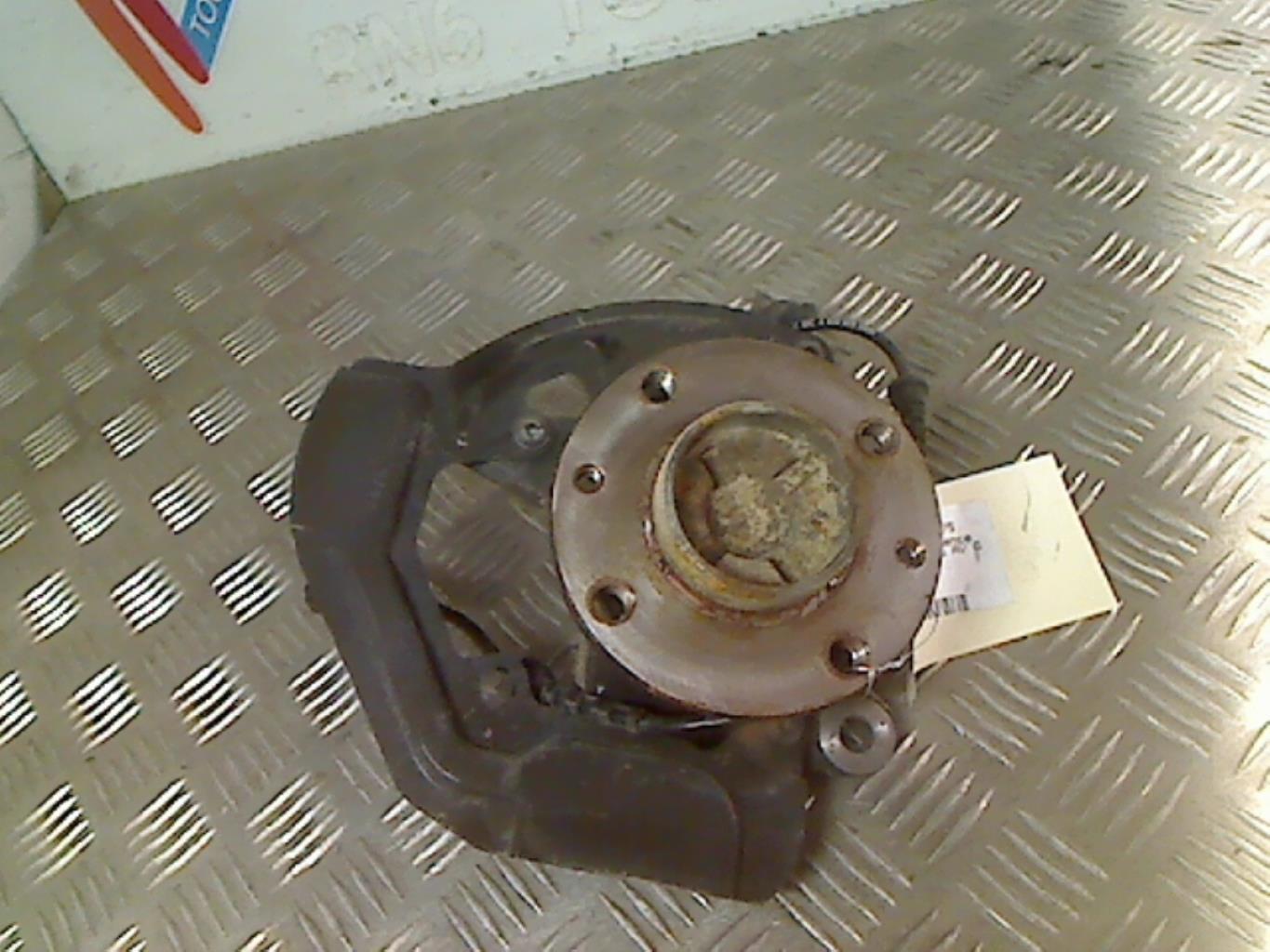 Fuso a snodo anteriore sinistro RENAULT TWINGO 3 PHASE 1 Gasolina - 1