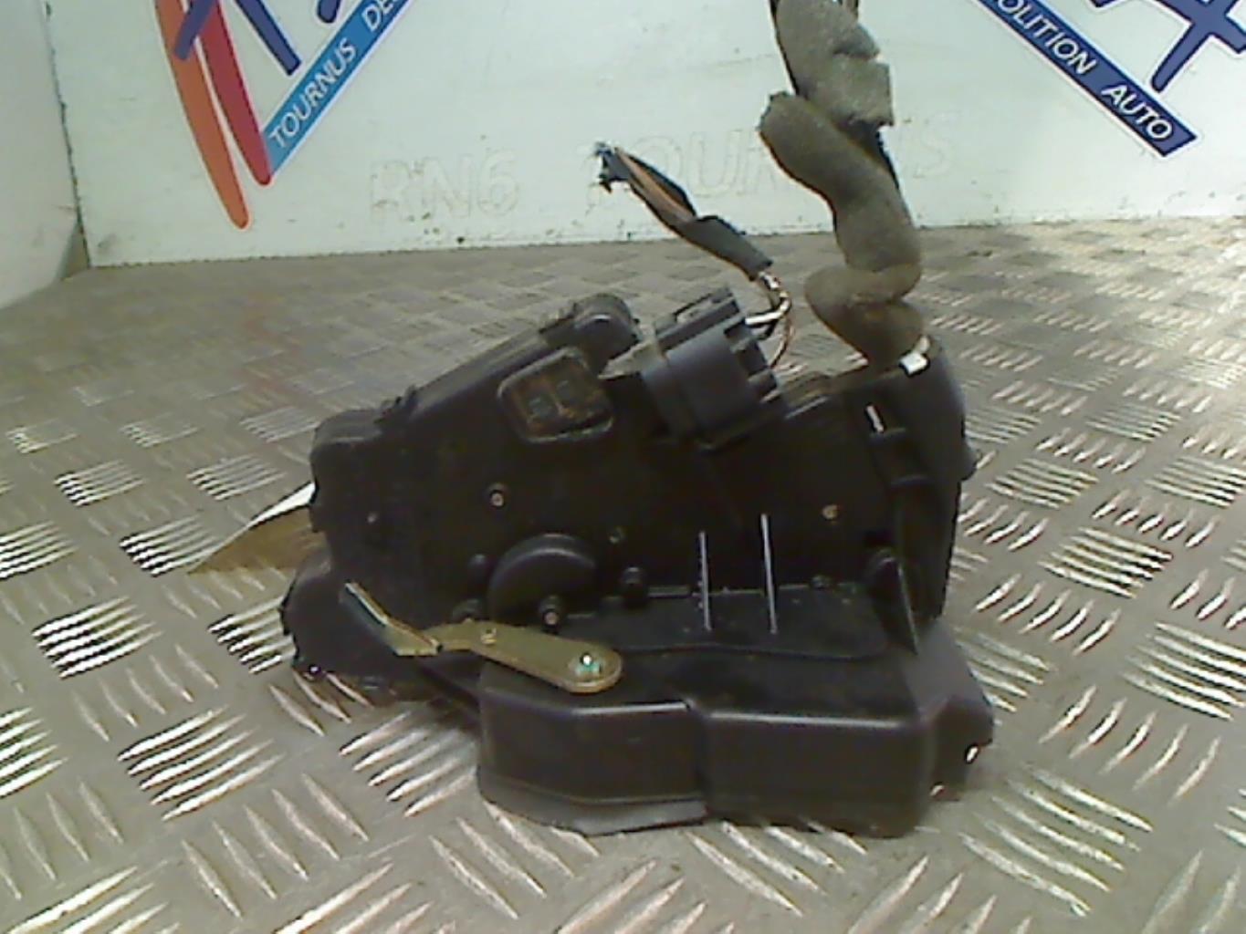 Serratura posteriore destra BMW SERIE 3 E46 PHASE 1 Gasolina - 1