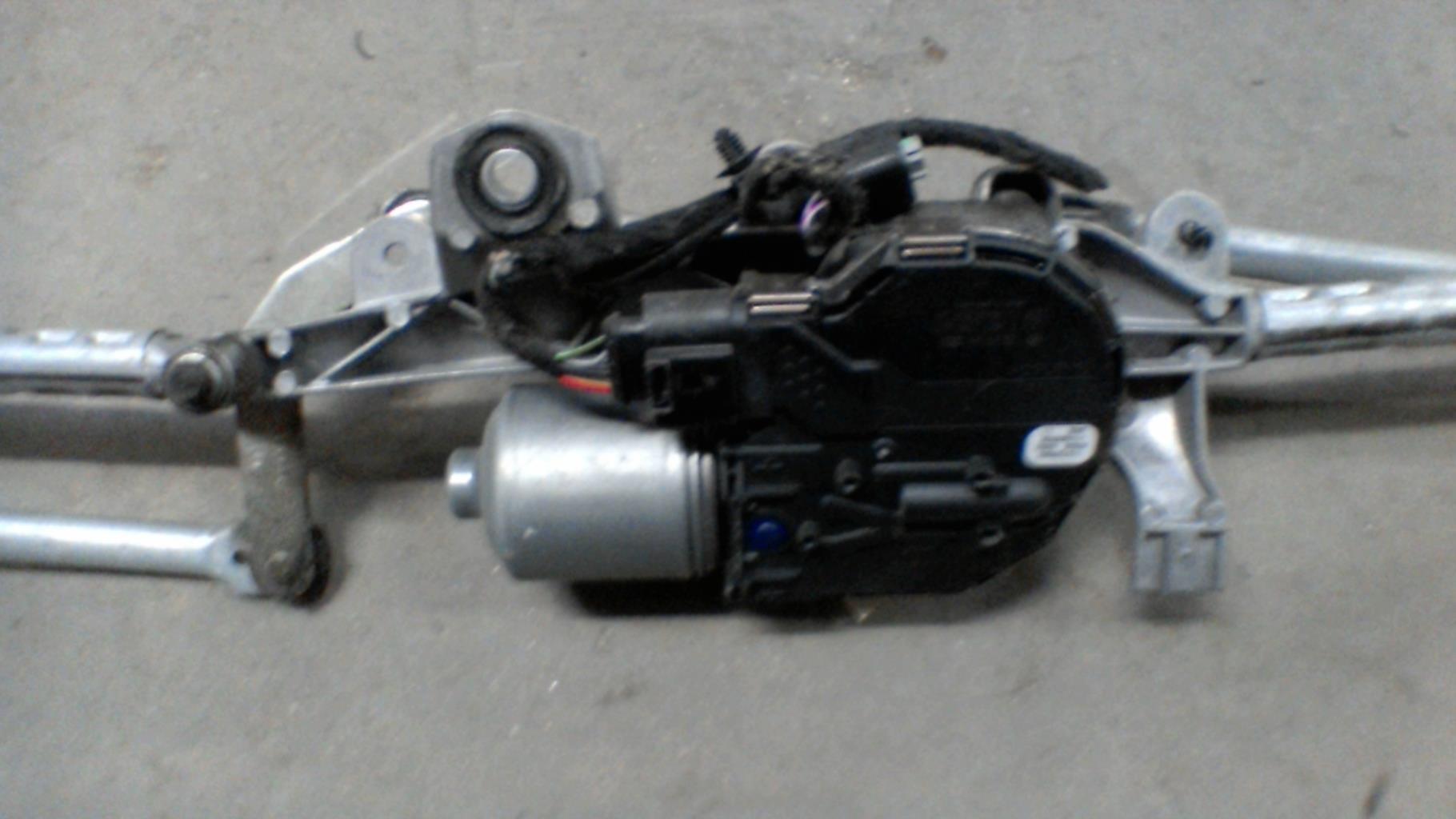 Motore tergicristallo anteriore OPEL ASTRA J PHASE 1 Diésel - 1