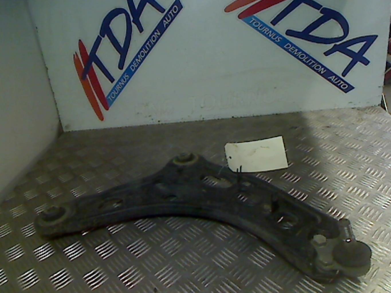 Triangle avant droit RENAULT TRAFIC 2 PHASE 2 Diesel - 1