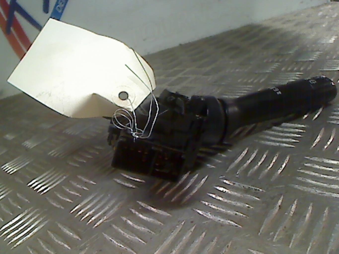 Devio tergicristalli TOYOTA AYGO 1 PHASE 1 Gasolina - 1