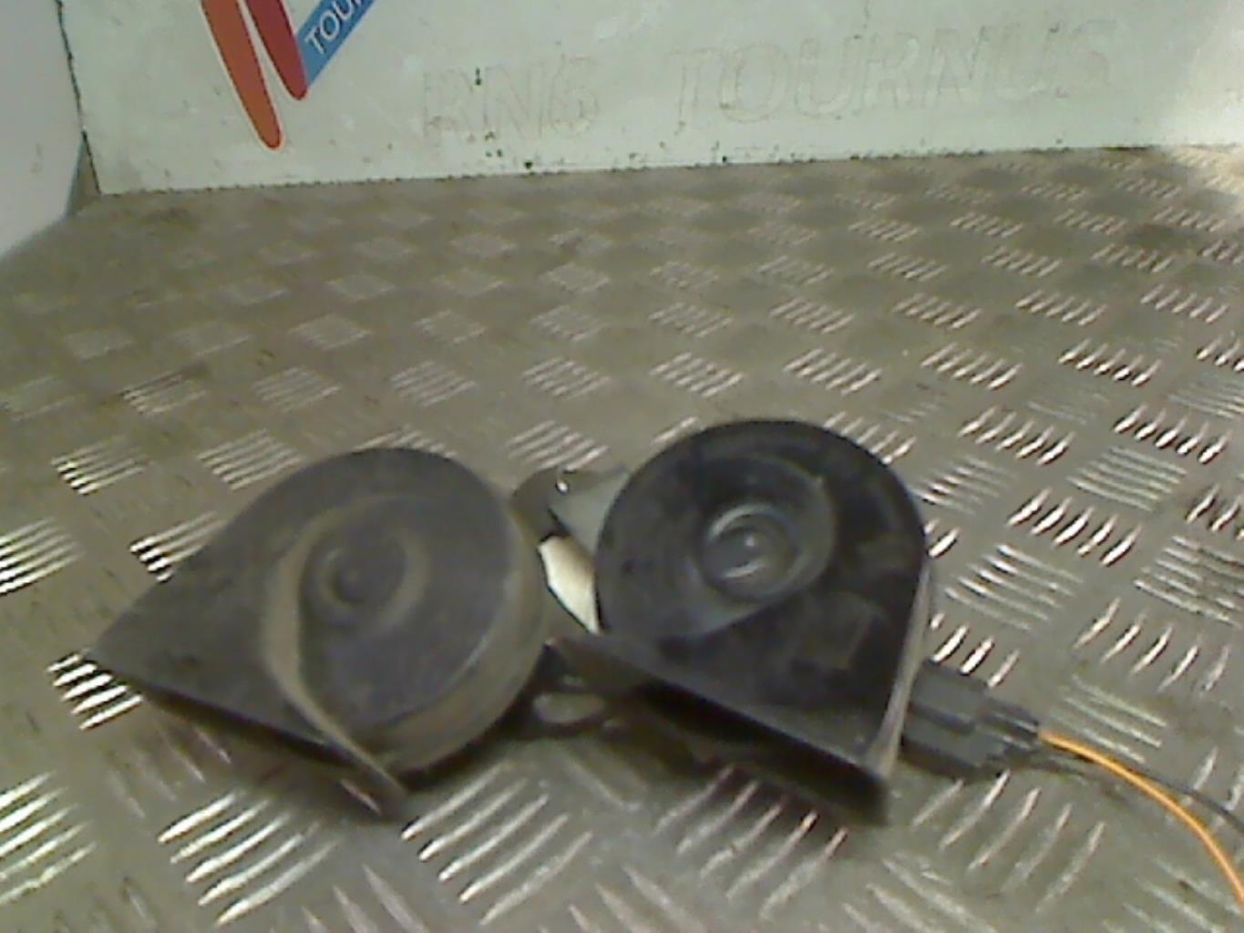 Tromba/Clacson FORD MONDEO 2 Diésel - 1