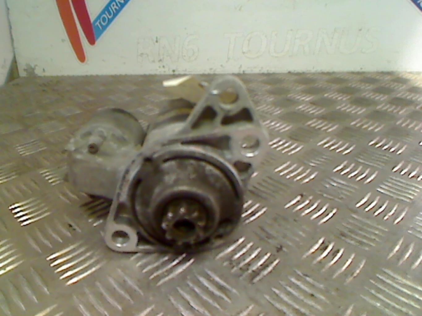 Demarreur VOLKSWAGEN GOLF 4 Essence - 1