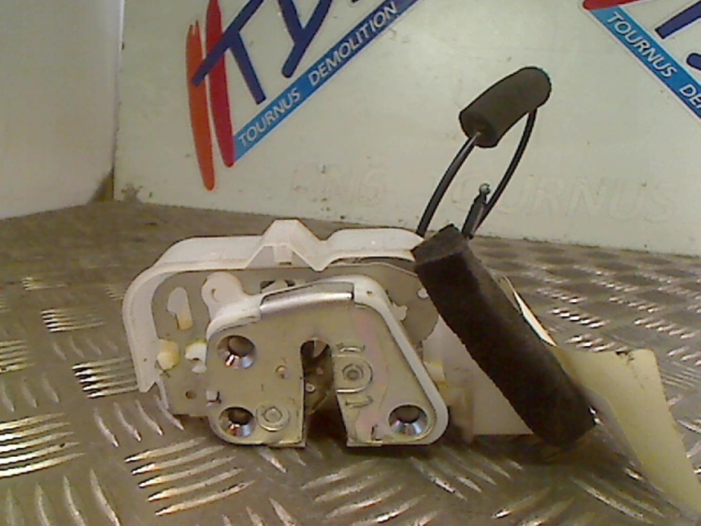 Serrure arriere gauche SUBARU FORESTER 3 Diesel - 1