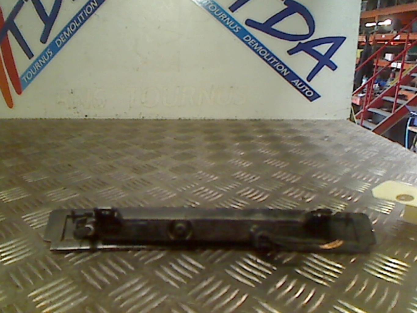 Feu arriere stop central RENAULT CLIO 4 PHASE 1 Diesel - 1