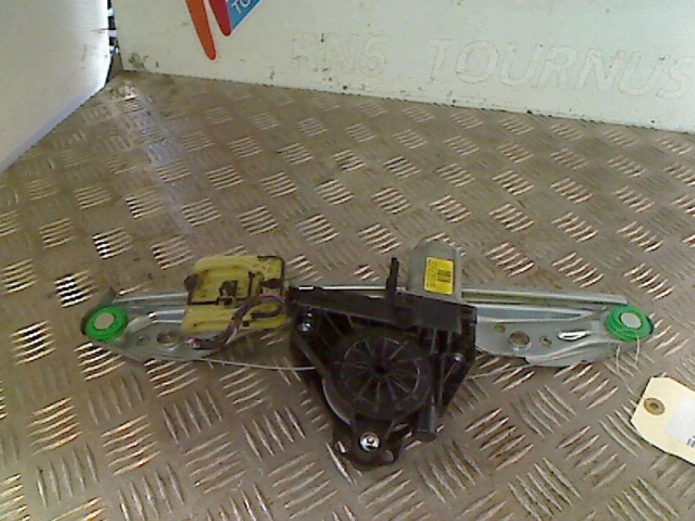 Alzacristalli elettrico posteriore sinistro VOLVO V 70 2 PHASE 1 BREAK Diésel - 1