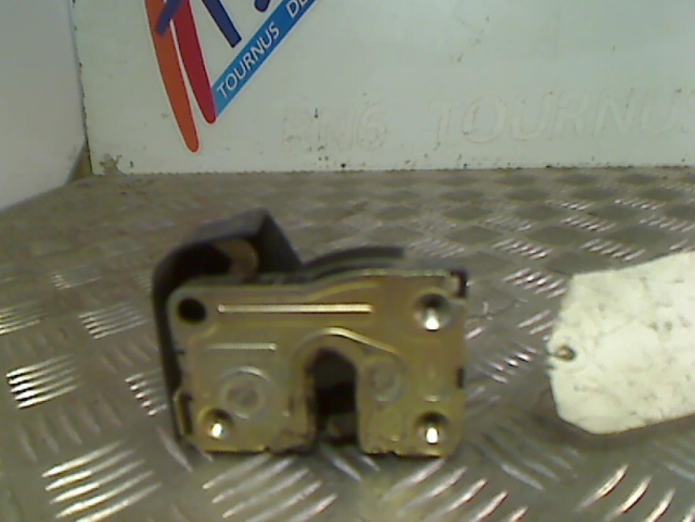 Serrure avant droit RENAULT CLIO 2 PHASE 2 Diesel - 1