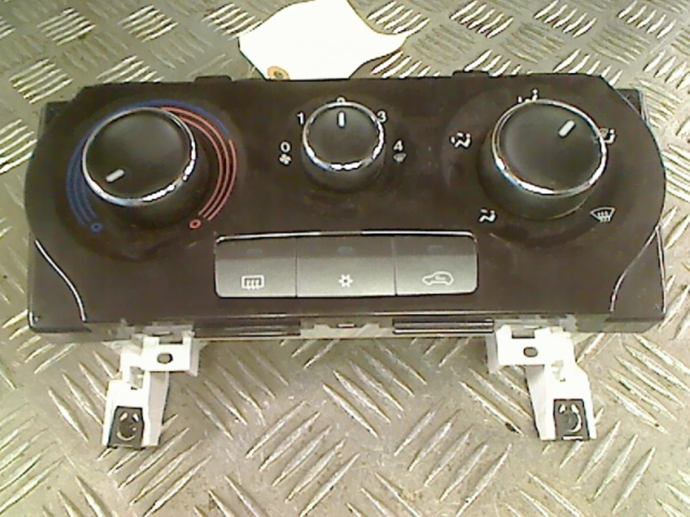 Commande chauffage FIAT BRAVO 2 Diesel - 1
