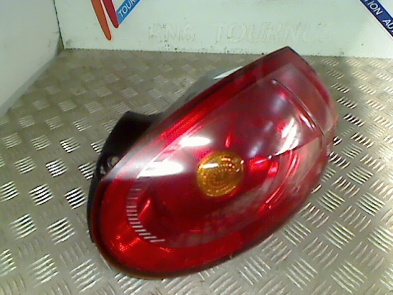 Fanale posteriore principale destro (luci) FIAT BRAVO 2 Diésel - 1
