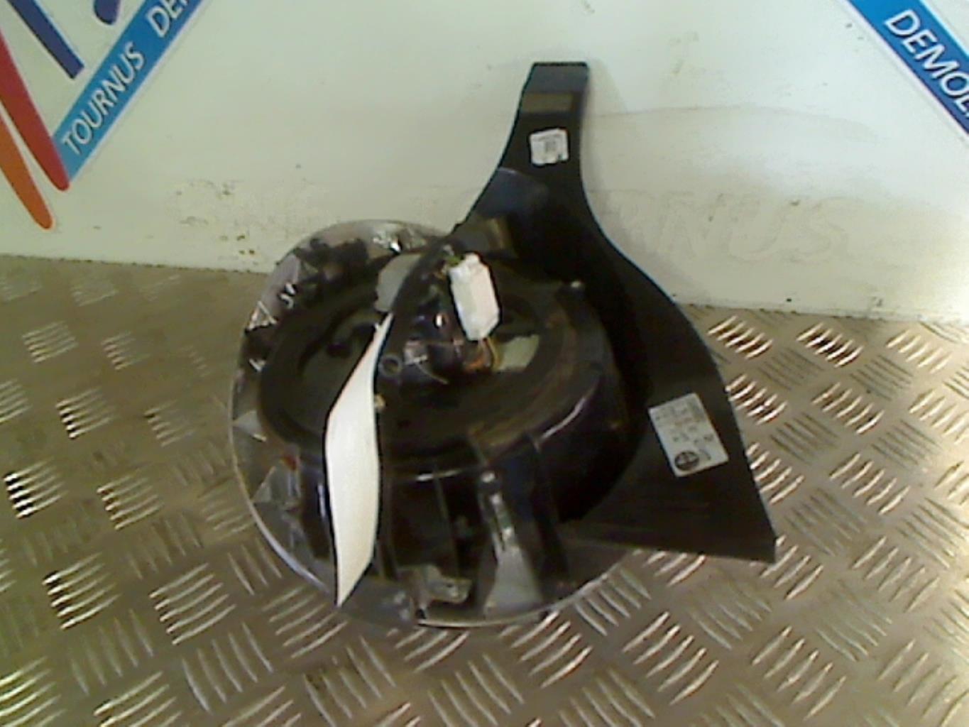 Fanale posteriore principale destro (luci) ALFA ROMEO MITO PHASE 1 Diésel - 1