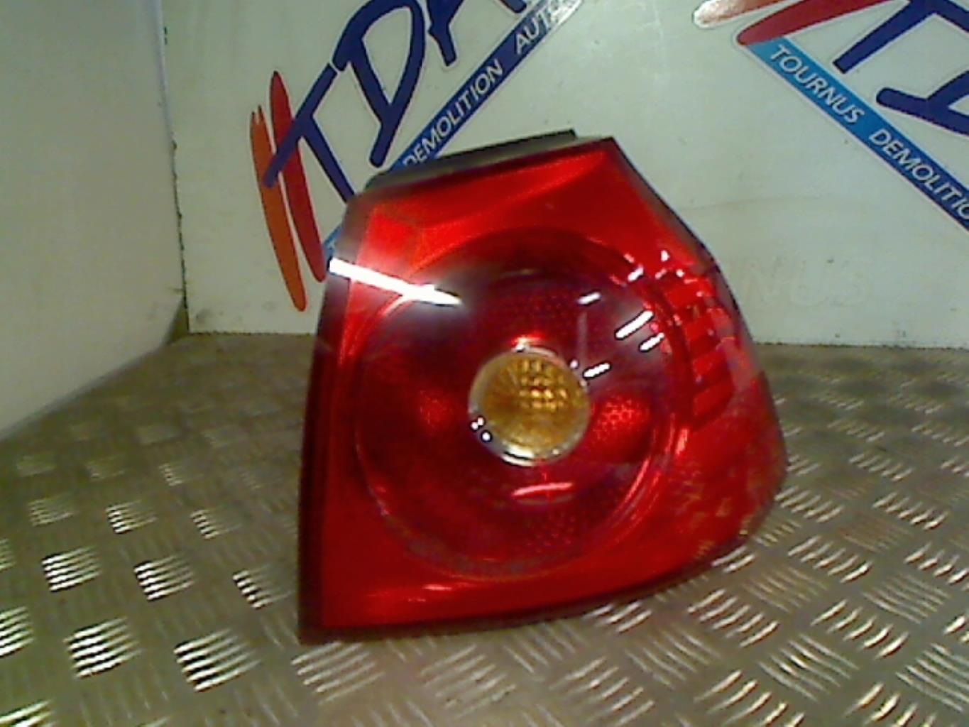 Fanale posteriore principale destro (luci) VOLKSWAGEN GOLF 5 Diésel - 1