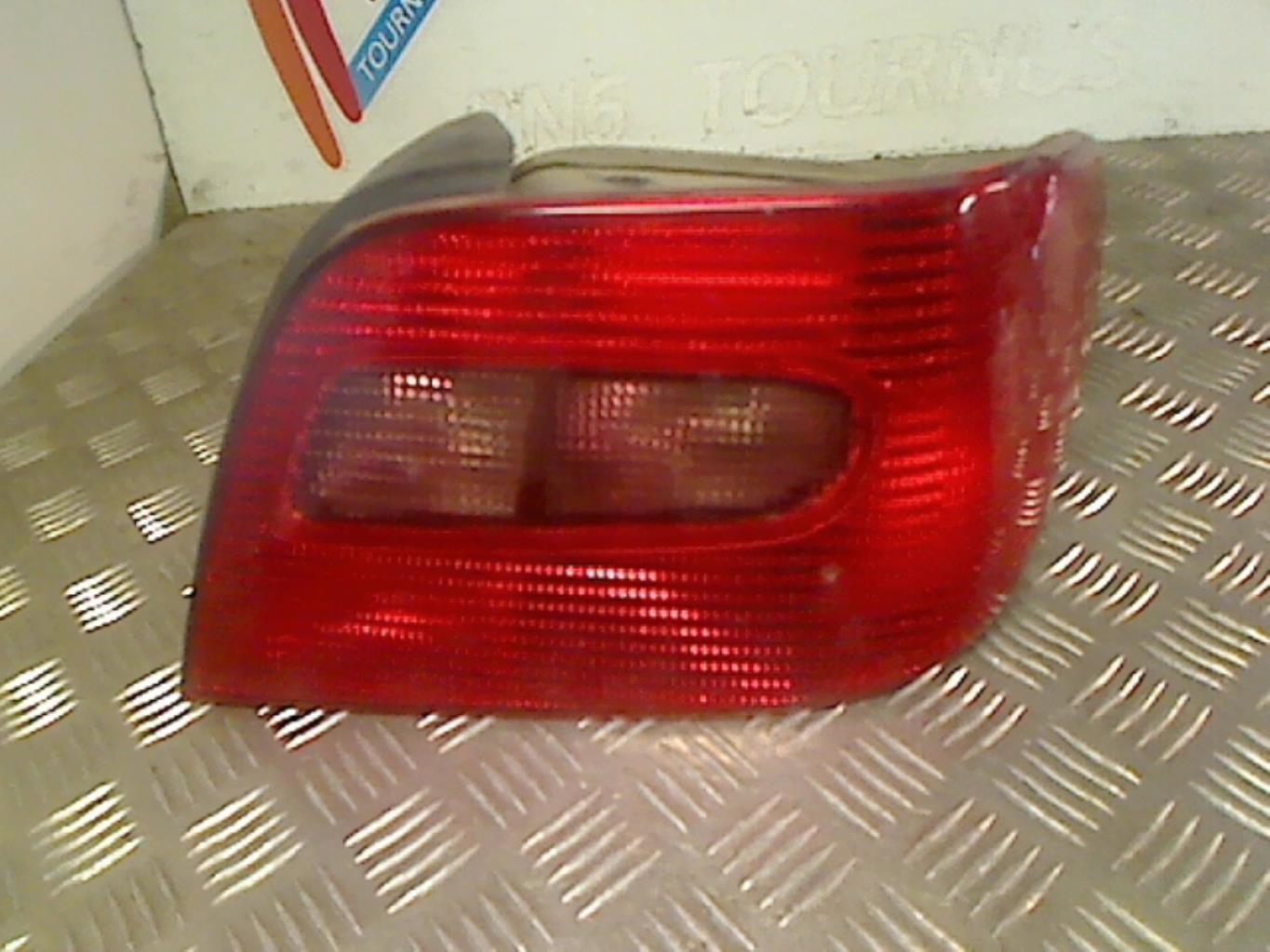 Fanale posteriore principale destro (luci) CITROEN XSARA PHASE 2 Diésel - 1