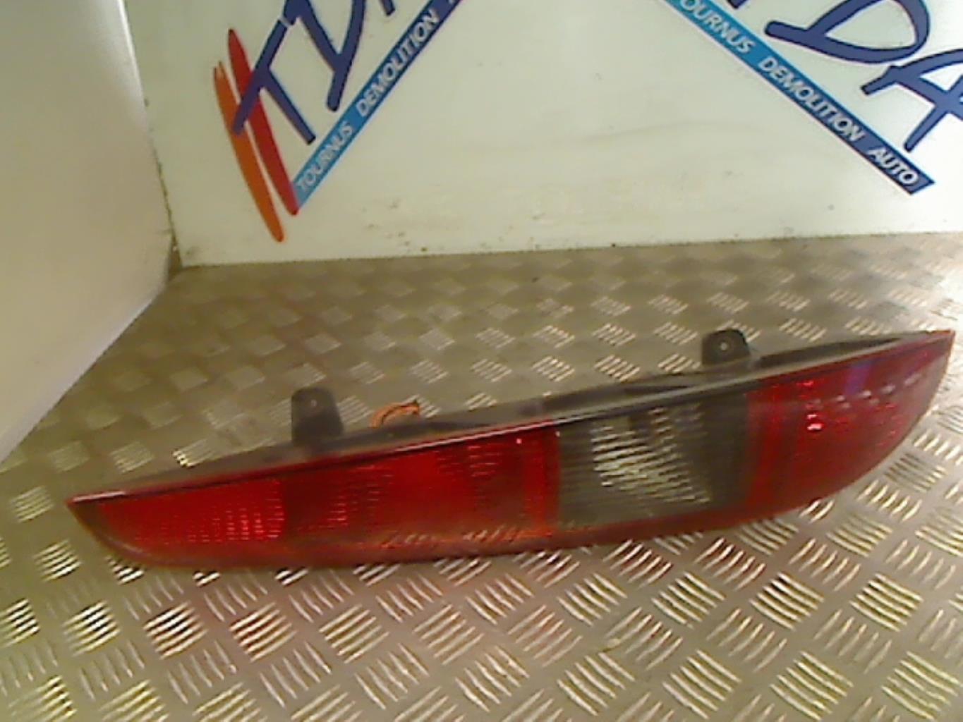 Fanale posteriore principale sinistro (luci) FORD FOCUS 2 PHASE 1 BREAK Diésel - 1